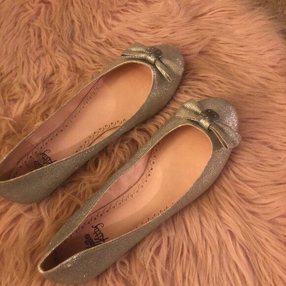 Hello Kitty flats - Picture 4 of 4